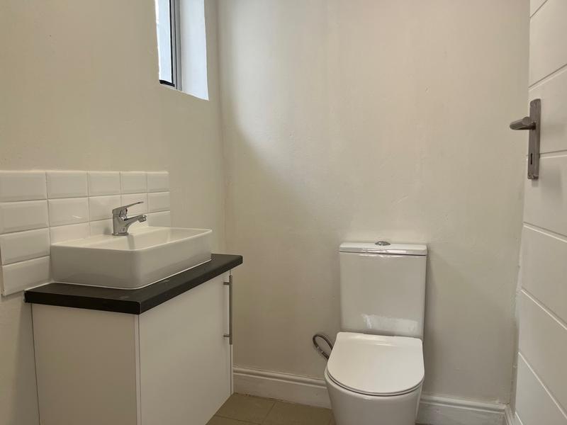 To Let commercial Property for Rent in Rondebosch Western Cape